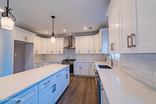367 Eastern Boulevard, Bayville, NJ 08721