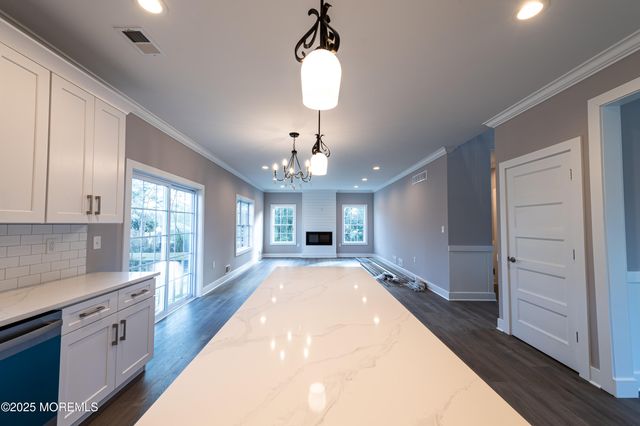 367 Eastern Boulevard, Bayville, NJ 08721