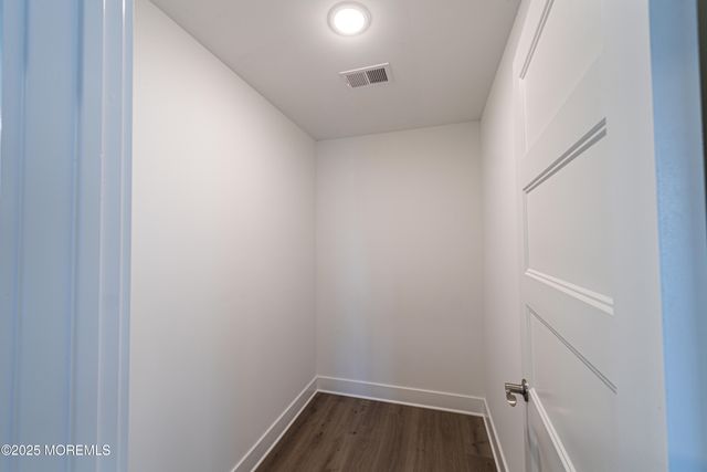 367 Eastern Boulevard, Bayville, NJ 08721