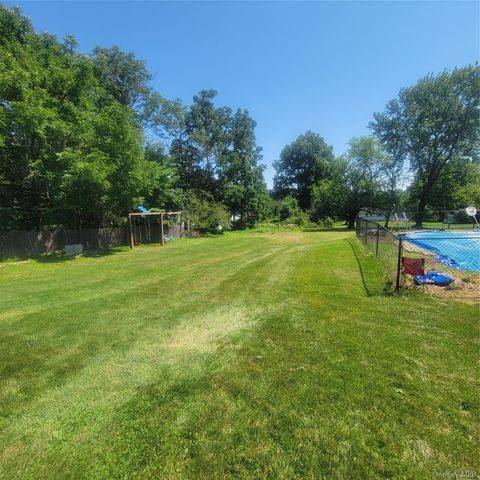 13 Lakeview Drive, Warwick, NY 10990