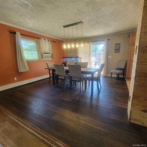 13 Lakeview Drive, Warwick, NY 10990