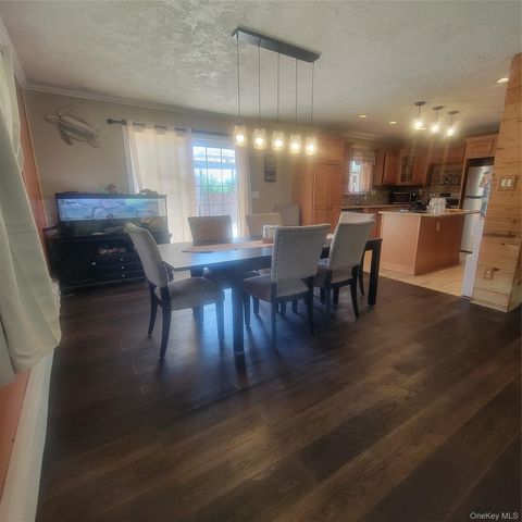 13 Lakeview Drive, Warwick, NY 10990