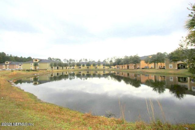 3620 KIRKPATRICK Circle 6, Jacksonville, FL 32210