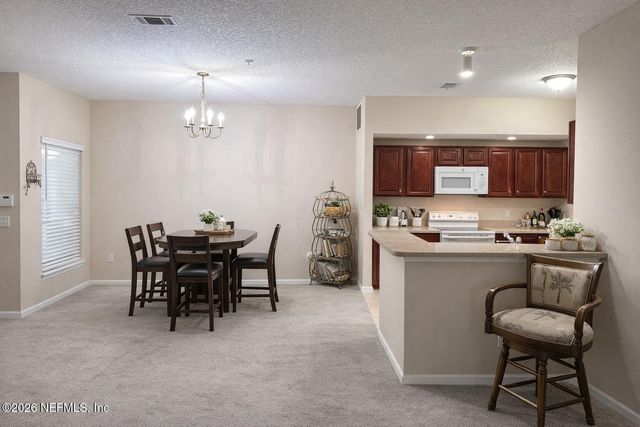 3620 KIRKPATRICK Circle 6, Jacksonville, FL 32210