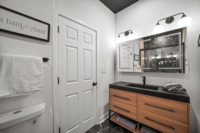 319 E BOLIVAR AVENUE, Milwaukee, WI 53207