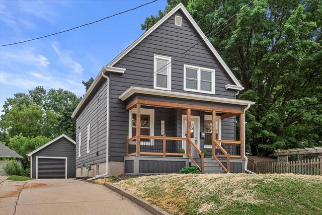 319 E BOLIVAR AVENUE, Milwaukee, WI 53207