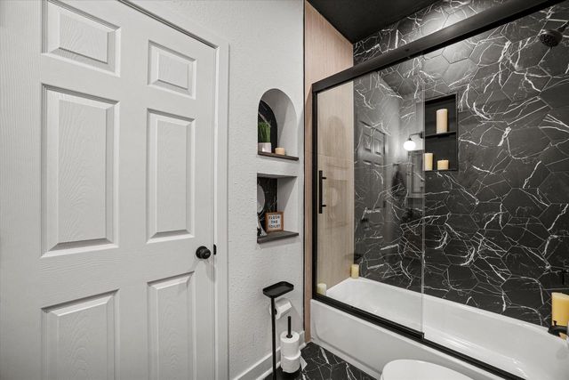319 E BOLIVAR AVENUE, Milwaukee, WI 53207