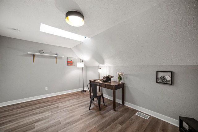 319 E BOLIVAR AVENUE, Milwaukee, WI 53207