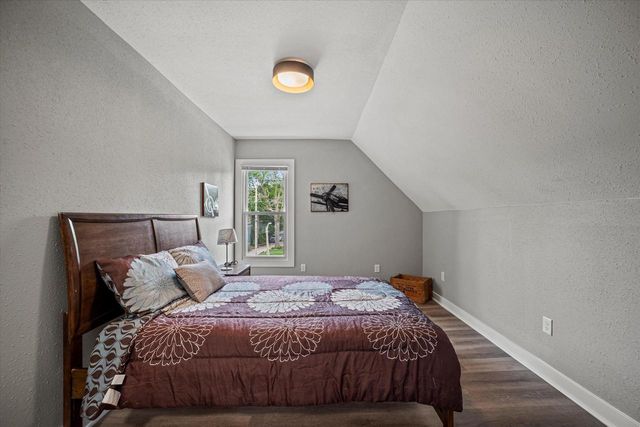 319 E BOLIVAR AVENUE, Milwaukee, WI 53207