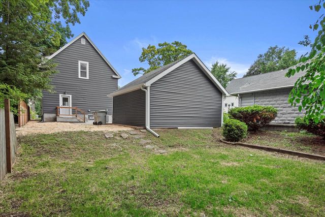 319 E BOLIVAR AVENUE, Milwaukee, WI 53207
