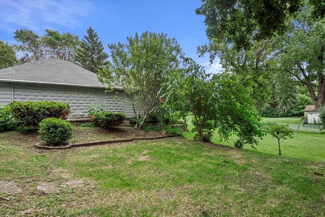 319 E BOLIVAR AVENUE, Milwaukee, WI 53207