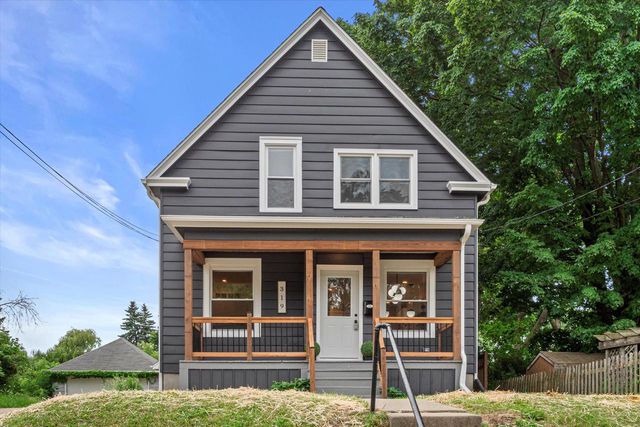 319 E BOLIVAR AVENUE, Milwaukee, WI 53207