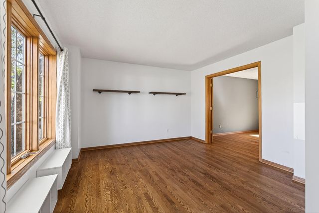 4696 Weston Hills Drive, Eagan, MN 55123