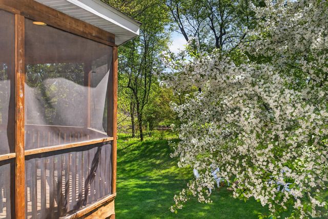 4696 Weston Hills Drive, Eagan, MN 55123