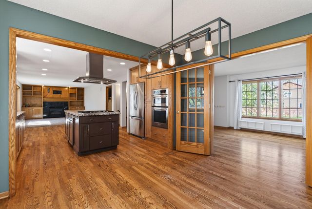 4696 Weston Hills Drive, Eagan, MN 55123