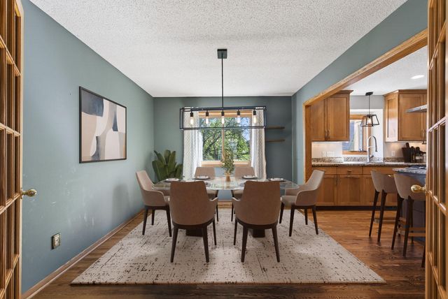 4696 Weston Hills Drive, Eagan, MN 55123