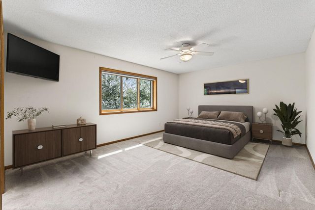 4696 Weston Hills Drive, Eagan, MN 55123