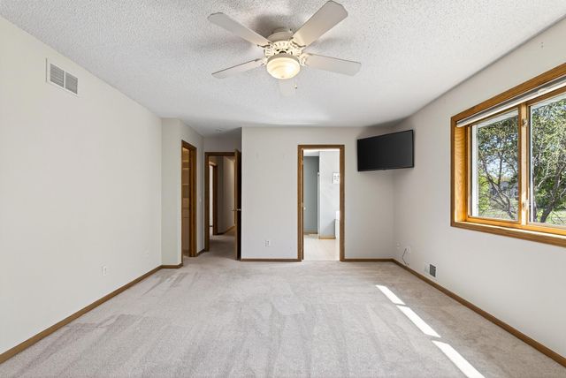 4696 Weston Hills Drive, Eagan, MN 55123