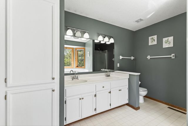 4696 Weston Hills Drive, Eagan, MN 55123