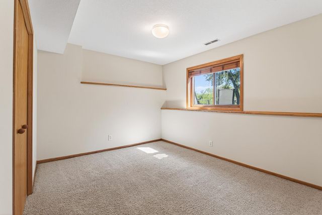 4696 Weston Hills Drive, Eagan, MN 55123