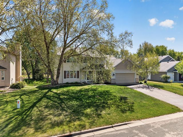4696 Weston Hills Drive, Eagan, MN 55123