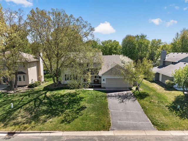 4696 Weston Hills Drive, Eagan, MN 55123