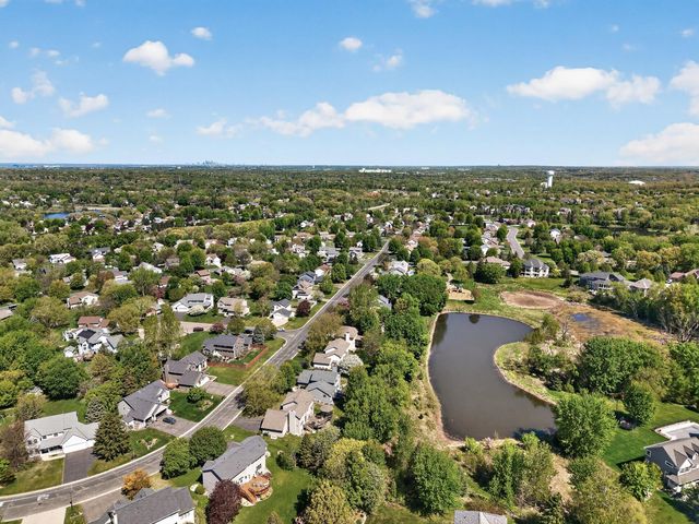 4696 Weston Hills Drive, Eagan, MN 55123