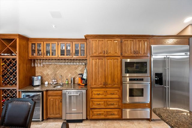 6405 Pecan Hollow Lane, Burleson, TX 76028