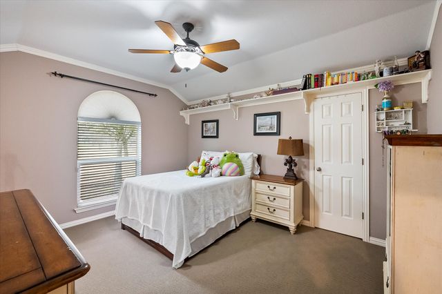 6405 Pecan Hollow Lane, Burleson, TX 76028