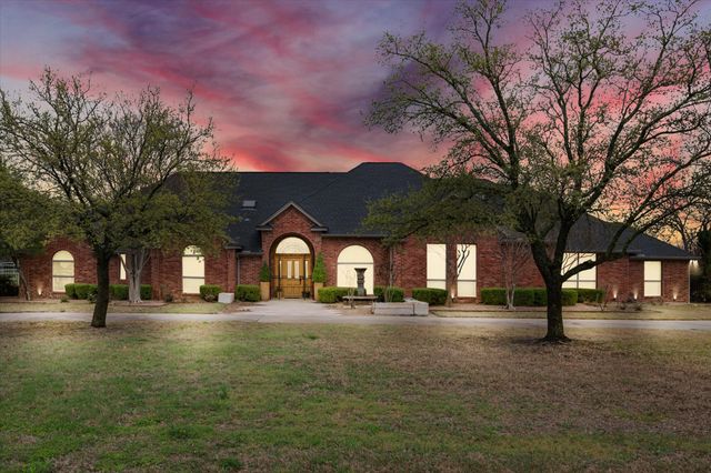 6405 Pecan Hollow Lane, Burleson, TX 76028