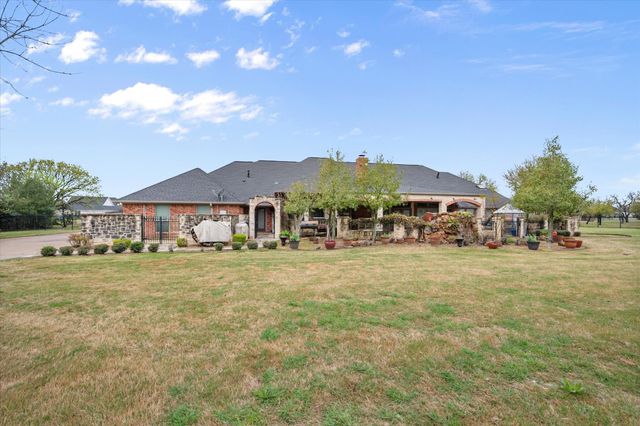 6405 Pecan Hollow Lane, Burleson, TX 76028