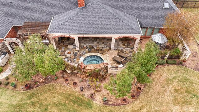 6405 Pecan Hollow Lane, Burleson, TX 76028