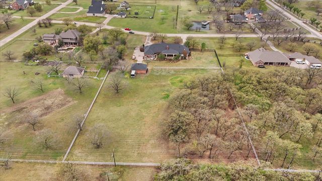 6405 Pecan Hollow Lane, Burleson, TX 76028