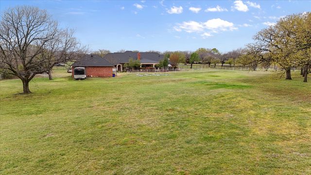 6405 Pecan Hollow Lane, Burleson, TX 76028