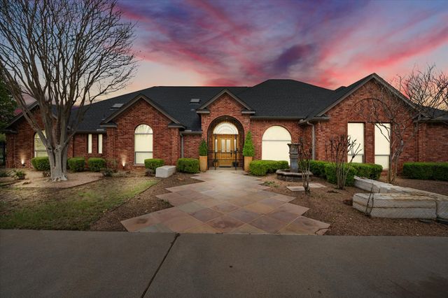 6405 Pecan Hollow Lane, Burleson, TX 76028