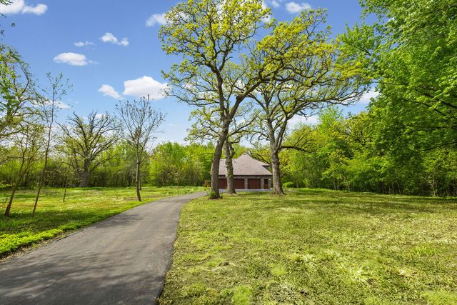 37100 N Thoroughbred Drive, Wadsworth, IL 60083