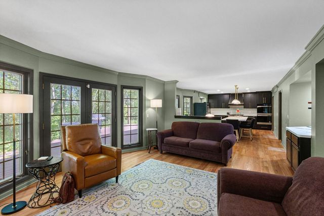 37100 N Thoroughbred Drive, Wadsworth, IL 60083