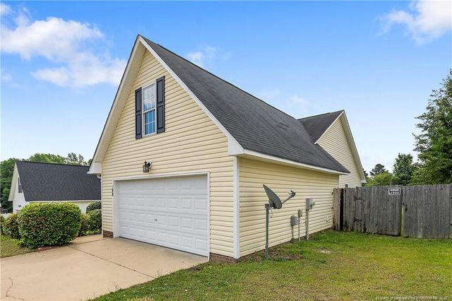 108 Yasmine Drive, Raeford, NC 28376