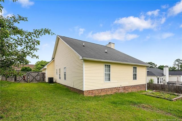 108 Yasmine Drive, Raeford, NC 28376