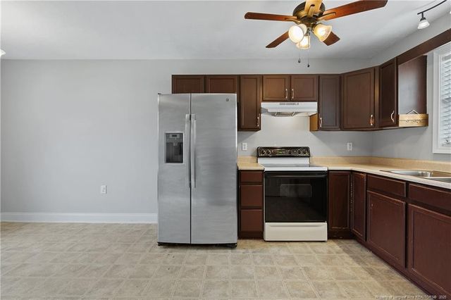 108 Yasmine Drive, Raeford, NC 28376