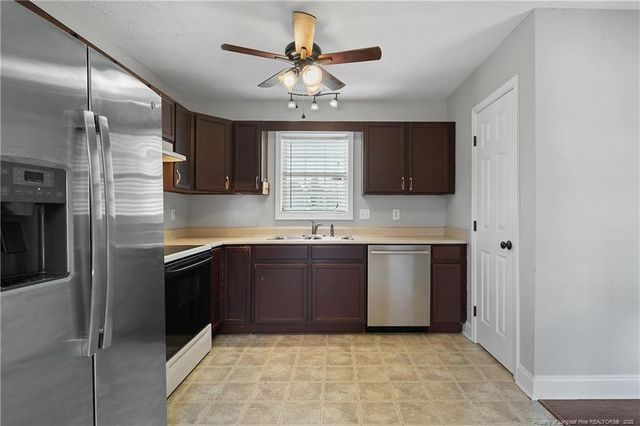 108 Yasmine Drive, Raeford, NC 28376