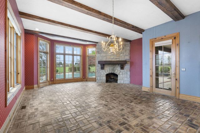 4156 East Division Street, Springfield, MO 65802