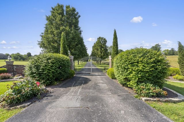 4156 East Division Street, Springfield, MO 65802
