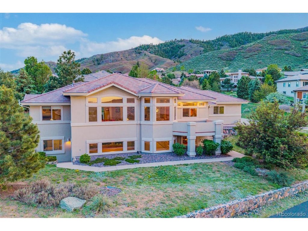 11164 W Yucca, Littleton, CO 80125