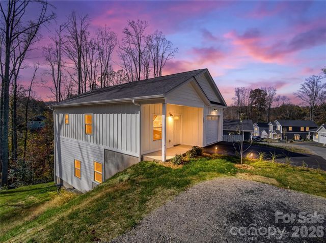 147 Northbend Drive, Asheville, NC 28804