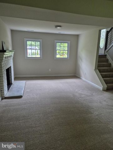 6702 STANSBURY CT, Fredericksburg, VA 22407