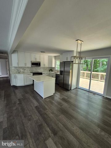6702 STANSBURY CT, Fredericksburg, VA 22407
