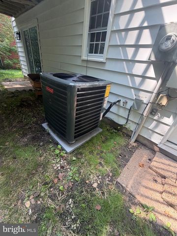 6702 STANSBURY CT, Fredericksburg, VA 22407