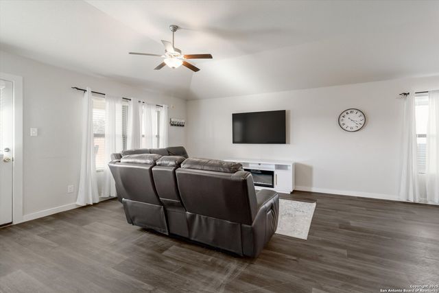 7719 BLUE GULF DR, San Antonio, TX 78223