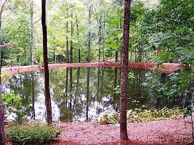 150-2 Saddle Notch Lane, Tuckasegee, NC 28783